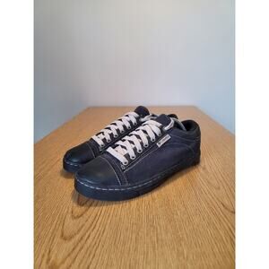 Columbia Norton Black Corduroy low top sneakers chuck Taylor casual sz 9.5